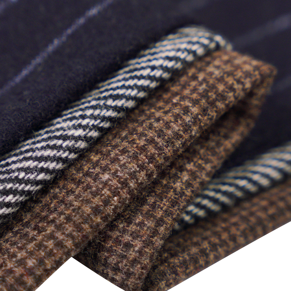 50% Len, 30% Polyester, 20% Sợi khác, 320G/M, Trắng nhạt + Đen, Vải Flannel đan chéo, ML-C-22104